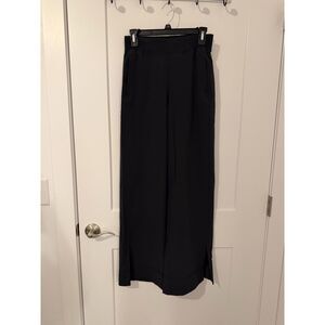 Lululemon Swift Mid-Rise Wide-Leg Pant